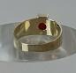 Preview: Ring mit Koralle aus 333er Gold, Größe 51, Gewicht: 1,6g