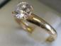 Preview: Schicker Damenring aus 585er Gelbgold mit einem Zirkonia Edelstein, Größe 53, Gewicht: 2,3g