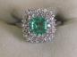 Preview: Eleganter Smaragd-/ Diamantring 0.50 ct. aus 750er Weißgold, Größe 55, Gewicht: 4,9g