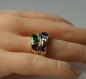 Preview: Ring aus 750er Gelb und Weißgold mit je einem Diamanten, Smaragd und Saphir, Größe 55, Gewicht: 14,7g