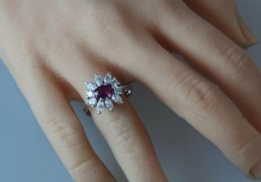 Preview: Rubin- Diamant Weißgoldring, 585er Gold, Größe 53, Gewicht: 4,8g