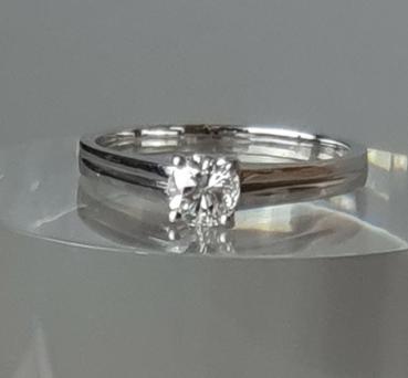 Solitär Brillantring aus 585er Weißgold, Größe 56, Gewicht: 3,1g