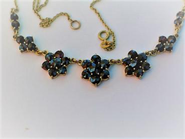 Preview: Collier mit Granatsteinen, 333er Gold, Länge 48,0 cm, Gewicht: 7,1g