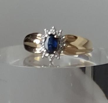 Preview: Saphirring mit 1.0 ct. aus 585er Gold umringt von 12 Diamanten mit 0.12 ct., Größe 59, Gewicht: 4,0g