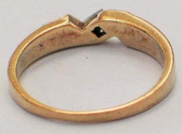 Ring aus 333er Gelbgold mit Zirkonia, Größe 51, Gewicht: 1,9g