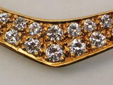 Preview: Edles Diamantspangencollier von SK mit 1.0 ct. aus 750er Gold, Innenumfang: 10,5 x 11,5 cm, Gewicht: 33,9g