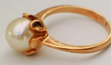 Preview: Eleganter Zuchtperlenring, 750er Gelbgold, Größe 53, Gewicht: 4,2g