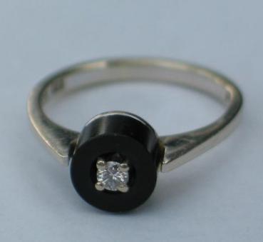 Diamantring mit 0.08 ct., Schmuckstein schwarz, 585 Weißgold, Größe 54, Gewicht: 3,2g