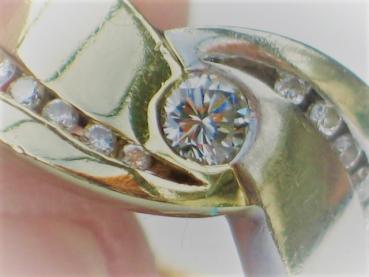 Diamantring mit 0.40 ct., 585er Bicolor Gelb- Weißgold mit 15 Diamanten, Größe 54, Gewicht: 8,0g