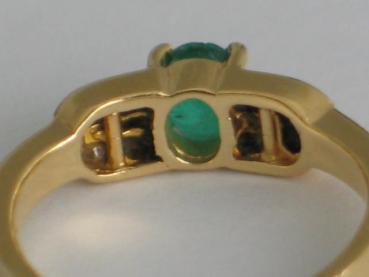 Smaragd- Diamantring aus 750er Gelbgold, Größe 49, Gewicht 2,9g