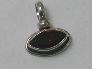 Anhänger aus 925er Sterlingsilber mit rotem Schmuckstein, Gewicht: 1,6g