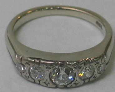 Preview: Bellé Époque Stil: Diamantring mit Diamanten im "Old European Cut", 1.10 ct., Weissgold 750, Größe 56