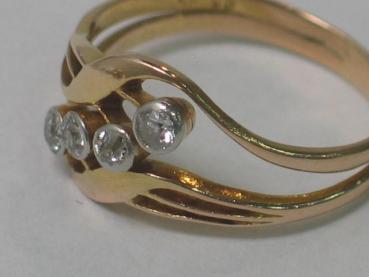 Diamantring mit vier Diamanten 0.22 ct, 585er Gelbgold, Größe 53, Gewicht: 2,8g