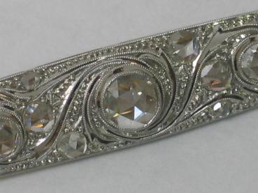 Art Deco: Herrlich schöne Diamantrosenbrosche aus Gold und Platin um 1920/30