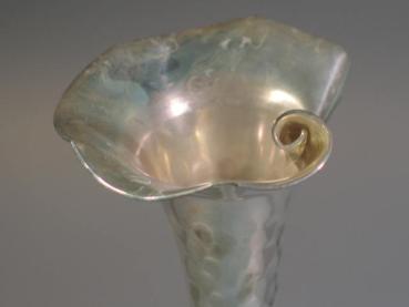 Vintage: Herrliche kleine Vase aus 925er Sterlingsilber -gehämmert-, Höhe 18,0 cm, Gewicht: 87,6g