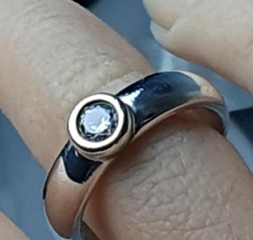 Schmucksteinring aus 925er Sterlingsilber, Ringkopf vergoldet, Größe 53, Gewicht: 5,3g