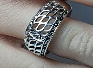 Ring mit Markasiten aus 925er Sterlingsilber, Größe 62, Gewicht: 4,2g