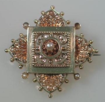 Antikschmuck Brosche aus 585er Gold mit Perlen, Gewicht: 8,0g