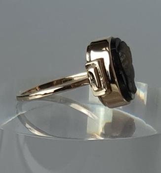 Feiner kleiner Ring mit Frauenkopf Kamee aus 585er Gold, Größe 49, Gewicht: 3,0g