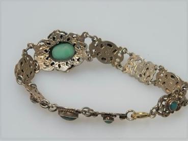 Antikschmuck Schmucksteinarmband mit grünen Steinen, Tombak, Länge: 19,5 cm