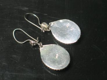 Ohrringe mit ovalen Lapislazuli Edelsteinen aus 925er Sterlingsilber, Gewicht: 9,3g