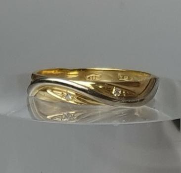 Bicolor Goldring aus 750er Gelbgold mit Weißgoldsteifen, Größe 56, Gewicht: 2,5g