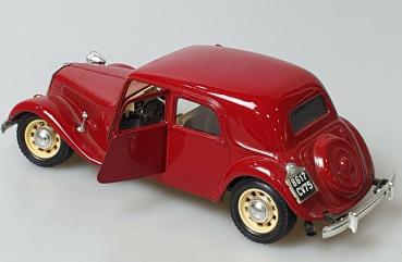 Citroen 15 CV 1:24