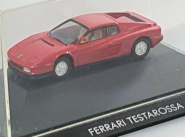 Ferrari Testarossa in Vitrine 1:87