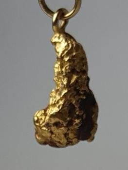 Australien: Natürliches Goldnugget 98% Gold als Kettenanhänger, Gewicht: 7,3g