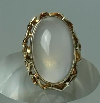Vintage: Mondsteinring mit 13.3 ct. aus 585 Gold. Größe 55, Gewicht: 11,6g