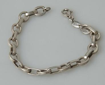 Esprit Panzerkettenarmband aus 925er Sterlingsilber, Länge: 20,5 cm, Gewicht: 17,1g
