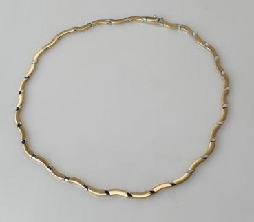 Bicolor Wellen Halskette aus 585er Gelb- und Weißgold, Länge ca. 42-45 cm, Gewicht: 27,2g