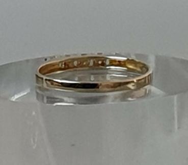 Schmucksteinring aus 333er Gold, Größe 57, Gewicht: 1,5g