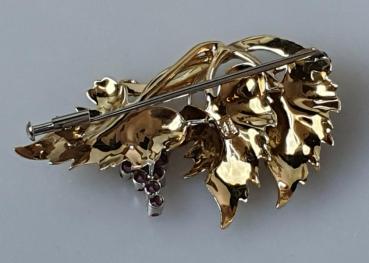 Preview: Vintage Rubin Brosche "Weinreben", 750er Gold, Gewicht: 11,3g