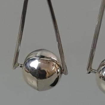 Kugel Ohrhänger aus 925er Sterlingsilber, Gewicht: 11,3g