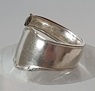 Preview: Ring aus 925er Sterlingsilber, Ringschiene offen, Gewicht: 8,6g