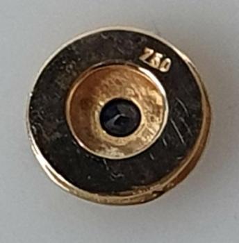 Preview: Handarbeit: Runder Kettenanhänger mit Saphir, 750er Gold, Gewicht: 3,0g
