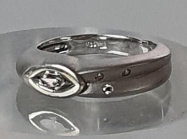 Ring mit Zirkonia Schmucksteinen aus 925er Sterlingsilber, Größe 50, Gewicht: 4,3g