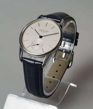 Glashütte Nomos Orion 33, Modell 1039