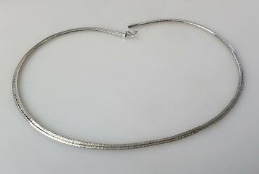 Halskette aus 835er Silber, Länge 45,5 cm, Gewicht: 16,0g