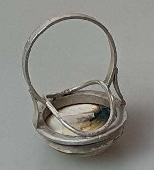 Preview: Ring mit weißer Schmucksteinplatte aus 800er Silber, Größe 57, Gewicht: 6,2g