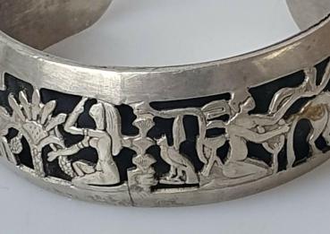 Vintage Armspange mit ägyptischen Motiven aus 800er Silber, Gewicht: 56,2g