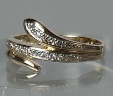 Schlangen Diamantring aus 585er Gold, Größe 56, Gewicht: 2,5g