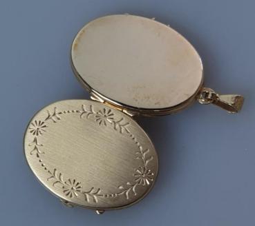 Ovaler Foto Medaillon Anhänger aus 585er Gold, Gewicht: 5,2g