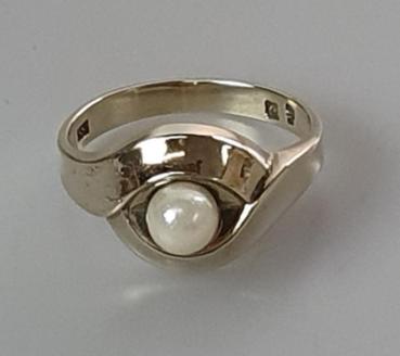 Perlenring aus 333er Gold, Größe 58, Gewicht: 3,0g