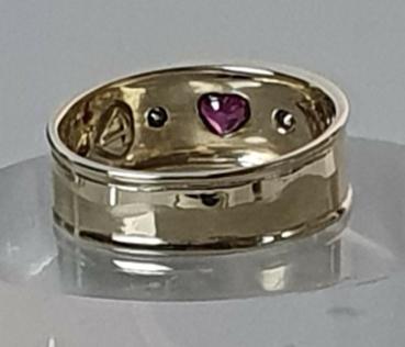 Preview: Schmucksteinring mit Rubin und Diamanten, 585 Gold, Größe 60, Gewicht: 6,0g