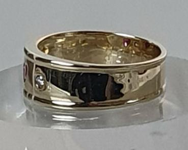 Preview: Schmucksteinring mit Rubin und Diamanten, 585 Gold, Größe 60, Gewicht: 6,0g