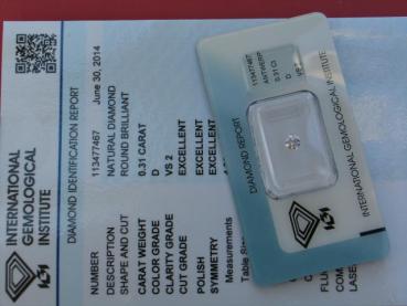 Preview: Diamant im Brillantschliff 0.31 ct, 3x Excellent! mit IGI Report, Lasergravur