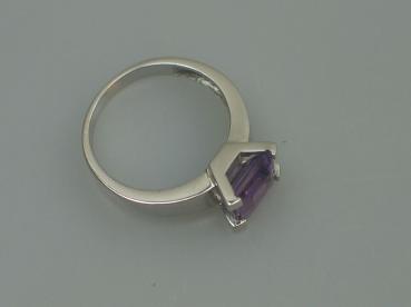 Preview: Moderner Ring aus 585er Weißgold mit großem Amethyst Edelstein 2.0 ct, Größe 56, Gewicht: 5,2g