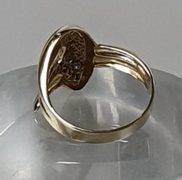 Preview: Diamantring aus 585er Gold, Größe 45, Gewicht: 1,9g